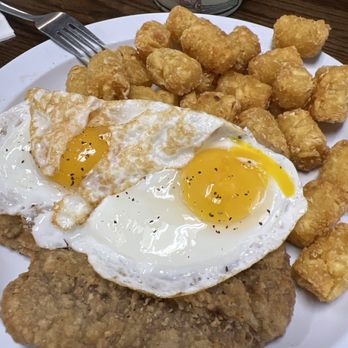 West Side Restaurant - Chicken Fried Steak, Sunnies & Tots - New American Near Me - Milford, Delaware