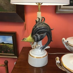 Pair of fab Chinoiserie bird lamps.
