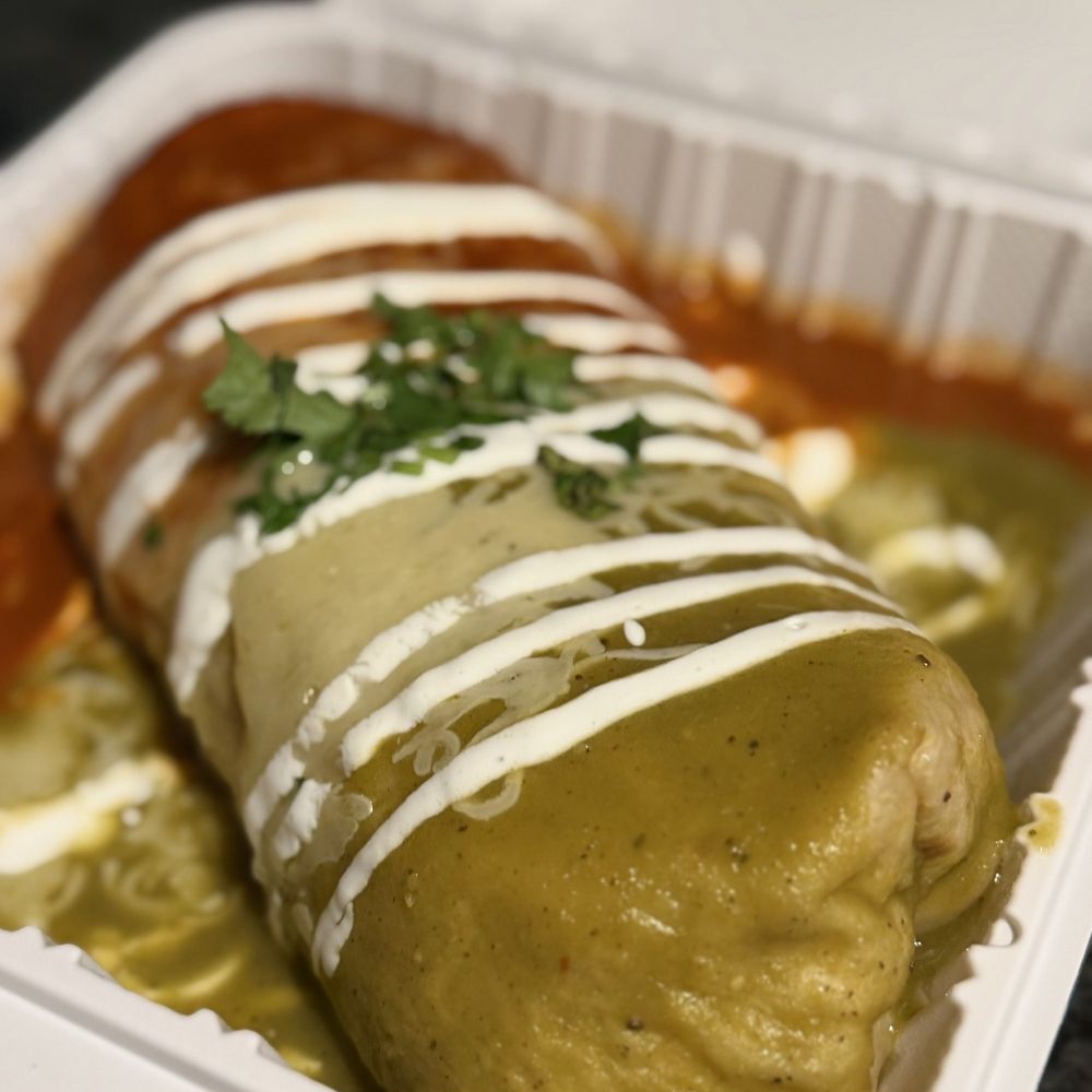 La Dona - Super Wet Burrito - Food Trucks Near Me - Tracy, California La Dona - Super Wet Burrito - Food Trucks Near Me - Tracy, California
