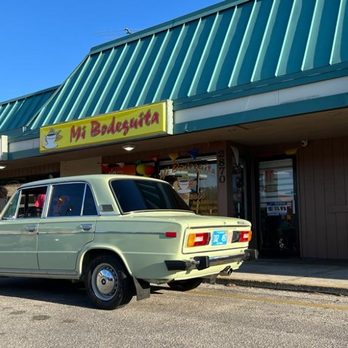 Mi Bodeguita One - a car parked in front of a business - Cafeteria Near Me - Sarasota, Florida Mi Bodeguita One - a car parked in front of a business - Cafeteria Near Me - Sarasota, Florida