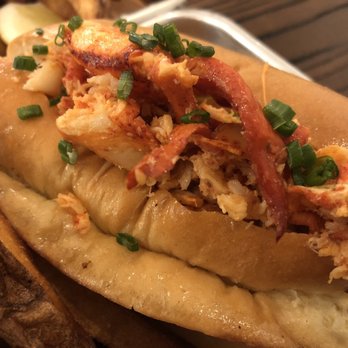 Proper Fish - Lobster Roll - Seafood Near Me - Bainbridge Island, Washington