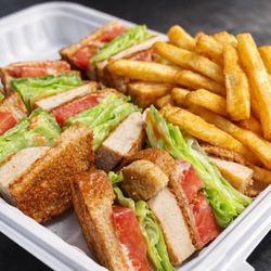 4th & Penn St Restaurant - Club as