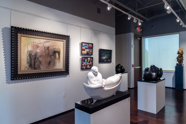 Art of the World Gallery by null