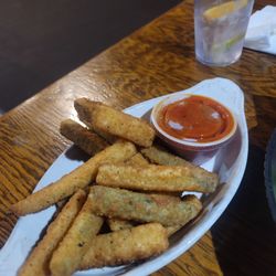 Keeley's Alehouse & Grille - Zucchini Fries...OMG!!