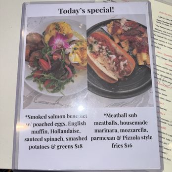 Fig & Ginger - Going with the special Salmon Eggs Benedict - Breakfast & Brunch Near Me - Honolulu, Hawaii