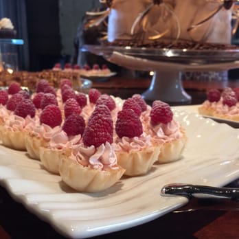 Edible Arts by Nu'Nu - Delicious tasting raspberry tarts by Edible Arts! - Cupcakes Near Me