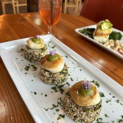 Doe Bay Cafe - Pan seared scallops and quinoa