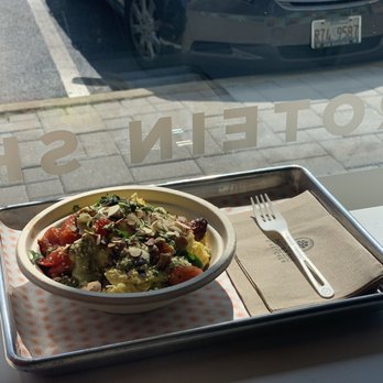 Protein Bar & Kitchen - AM Summer Protein Bowl - New American Near Me - Oak Brook, Illinois