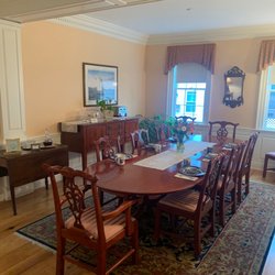 Compass Rose Inn - Dining area