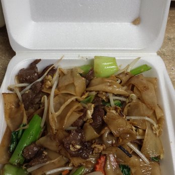 Bangkok Pai - Pad See Eew Beef - Thai Near Me - Westminster, California