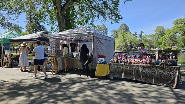 Riverside Farmers' Market by null