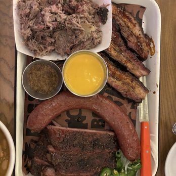 Animales Barbeque - Sampler plate - Burgers Near Me - Minneapolis, Minnesota
