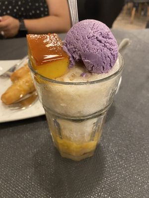 Neighborhood Filipino Restaurant by null