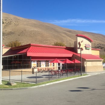 Carl's Jr - Fast Food Near Me - Gorman, California