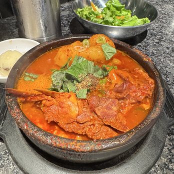 Ham Ji Park - Gamjatang - Korean Near Me - Los Angeles, California