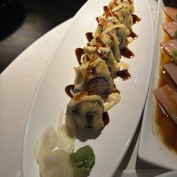 Spicy Crabmeat Tempura Roll
