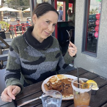 Le Papagayo - Breakfast plate - Breakfast & Brunch Near Me - Encinitas, California Le Papagayo - Breakfast plate - Breakfast & Brunch Near Me - Encinitas, California