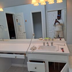 Pittsburgh Classic Painters & Drywall Repairs
