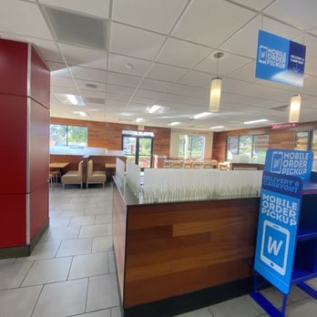 Wendy's - a view of the inside of a restaurant - Fast Food Near Me - Rancho Santa Margarita, California