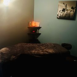 Hand & Stone Massage and Facial Spa