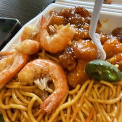 1.35 Scoop & Up - Lomein shrimp