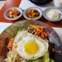 Koreana Restaurant - Bibimbap and soondubu