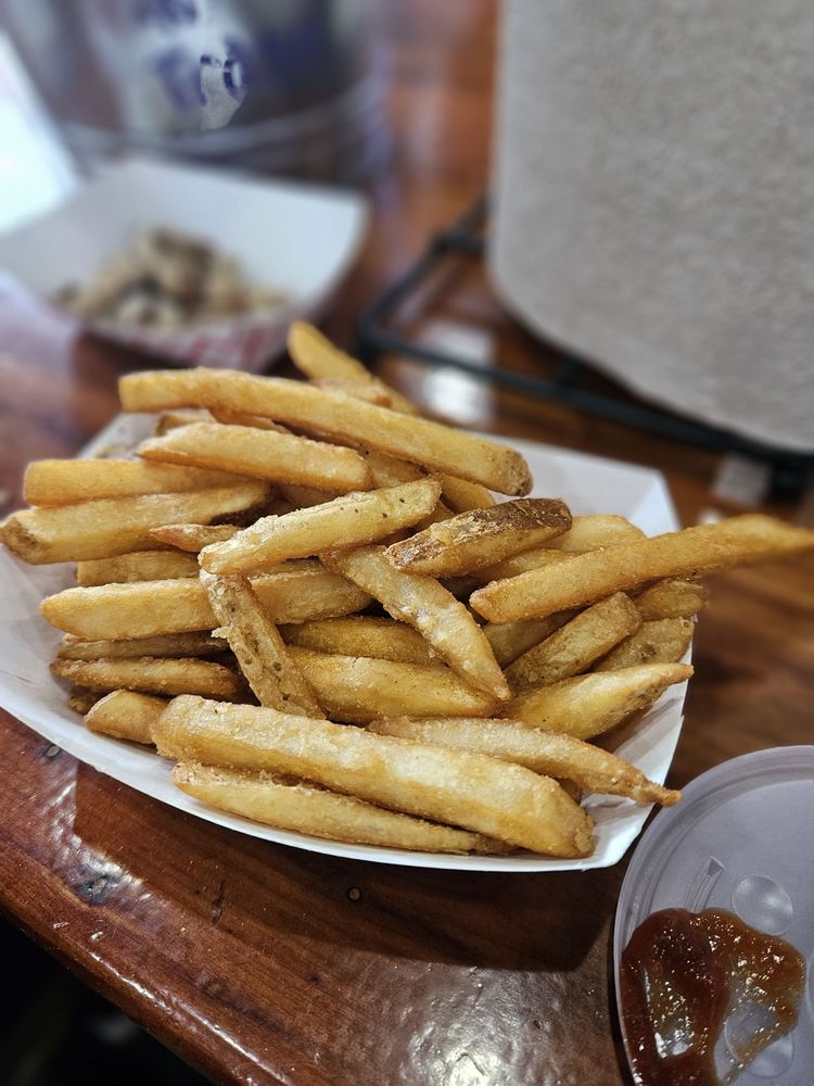 Grumps Burgers - Glen Rose Logo