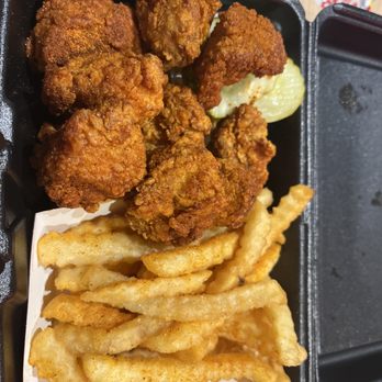 Dave's Hot Chicken - Dave's Bites. - Chicken Shop Near Me - Howell, Michigan