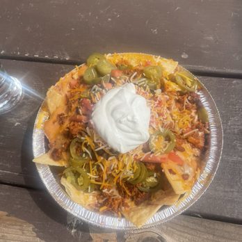 Rock Cut Brewing Company - Nachos from food truck - Brewpubs Near Me - Estes Park, Colorado Rock Cut Brewing Company - Nachos from food truck - Brewpubs Near Me - Estes Park, Colorado