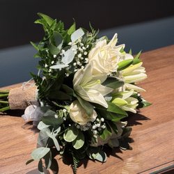 All Island Flowers - Bridal bouquet