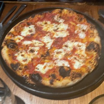 Intero Restaurant - Pizza! - Italian Near Me - Austin, Texas