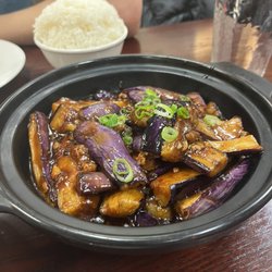 Garlic Sauce with Eggplants - sweet, mildly spicy - 9/10