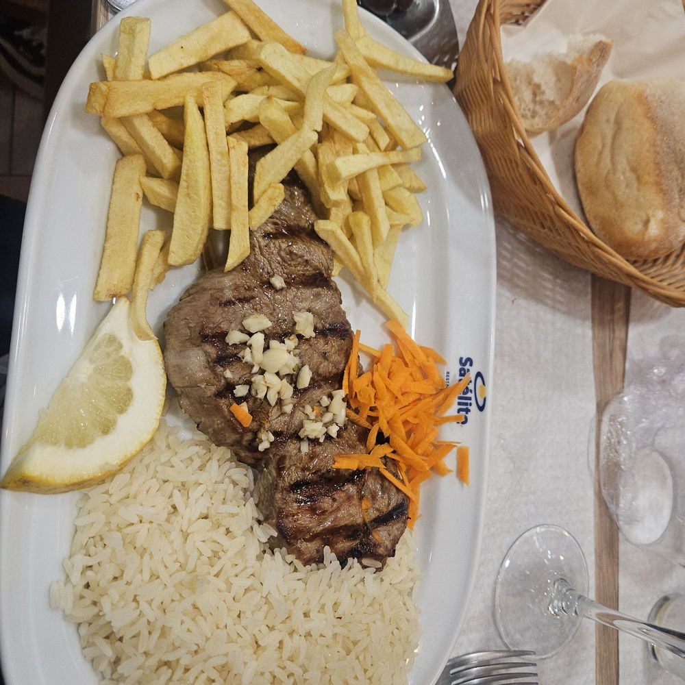 Restaurante O Satélite - Grilled steak - Portuguese Near Me - Lisbon, 11 Restaurante O Satélite - Grilled steak - Portuguese Near Me - Lisbon, 11