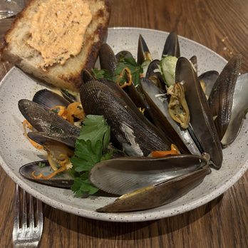 Seabird - Mussels!! - Seafood Near Me - Wilmington, North Carolina Seabird - Mussels!! - Seafood Near Me - Wilmington, North Carolina