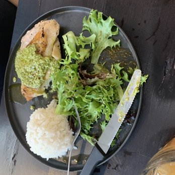 Leahi Bar & Grill - Macadamia Nut Pesto Chicken - Bars Near Me - Honolulu, Hawaii Leahi Bar & Grill - Macadamia Nut Pesto Chicken - Bars Near Me - Honolulu, Hawaii