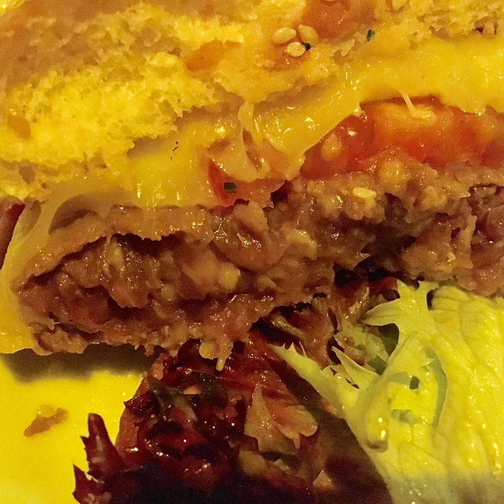 Dreigroschenkeller - burger of death - German Near Me - Munich, BY