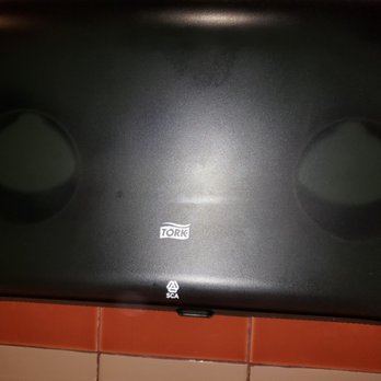 Chili's - Bathrooms completely empty!!!! - Bars Near Me - El Centro, California