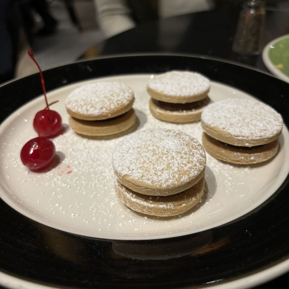 Pio Pio - Latin American Near Me - Glen Cove, New York