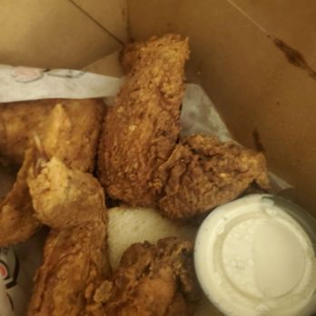 Eugene's Hot Chicken - Chicken wings no heat - Food Trucks Near Me - Birmingham, Alabama Eugene's Hot Chicken - Chicken wings no heat - Food Trucks Near Me - Birmingham, Alabama