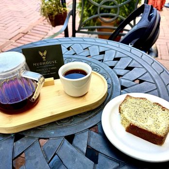 Mudhouse Specialty Coffee Roasters - Finca La Cabra Panama Geisha pour over and poppy seed cake. TOPS!! - Coffee & Tea Near Me - Charlottesville, Virginia Mudhouse Specialty Coffee Roasters - Finca La Cabra Panama Geisha pour over and poppy seed cake. TOPS!! - Coffee & Tea Near Me - Charlottesville, Virginia