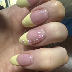 Love these pretty nails that Andy painted last week