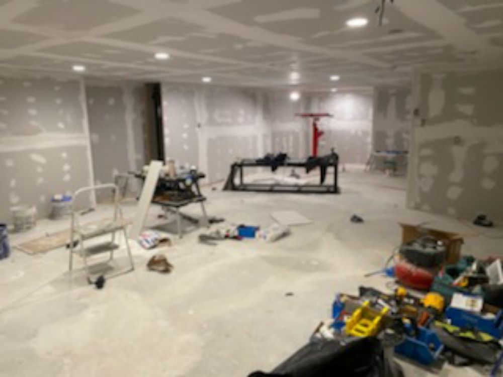 Slide of AK Handyman