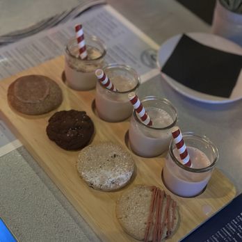 Oyster Bar - Cookies and Milk pairing - Seafood Near Me - Winter Haven, Florida