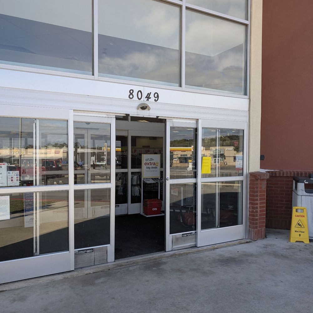 The yellow is the only sign they put that their pharmacy is closed on the inside. The yellow is the only sign they put that their pharmacy is closed on the inside.