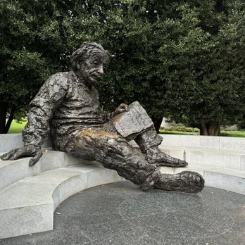 The Albert Einstein Memorial - Landmarks & Historical Buildings Near Me - Washington, DC, District of Columbia