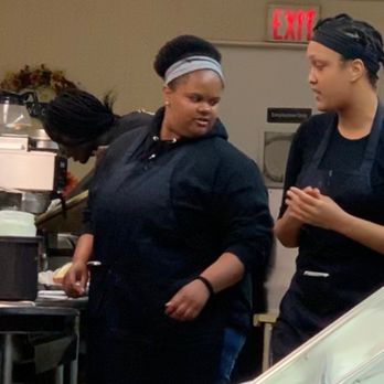 Mayberry - Employees too busy talking to help take our orders and not wearing gloves preparing food. - Ice Cream & Frozen Yogurt Near Me - Greensboro, North Carolina