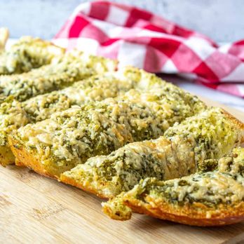 Bellizzi's Pizza Joint - Pesto Garlic Cheese Bread - Pizza Near Me - Eugene, Oregon