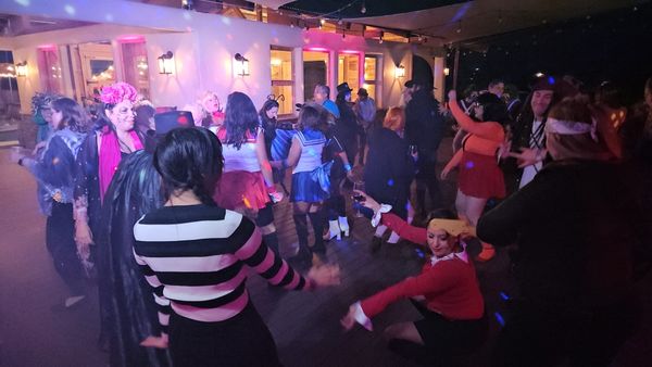 Block Party Entertainment by null