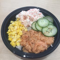 Rainbow poke bowl thru Mealpal Rainbow poke bowl thru Mealpal