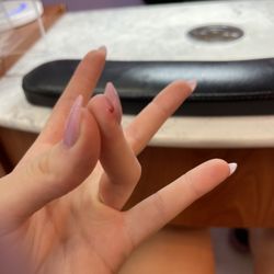 Glamour Nails & Spa - The man filled my skin off.